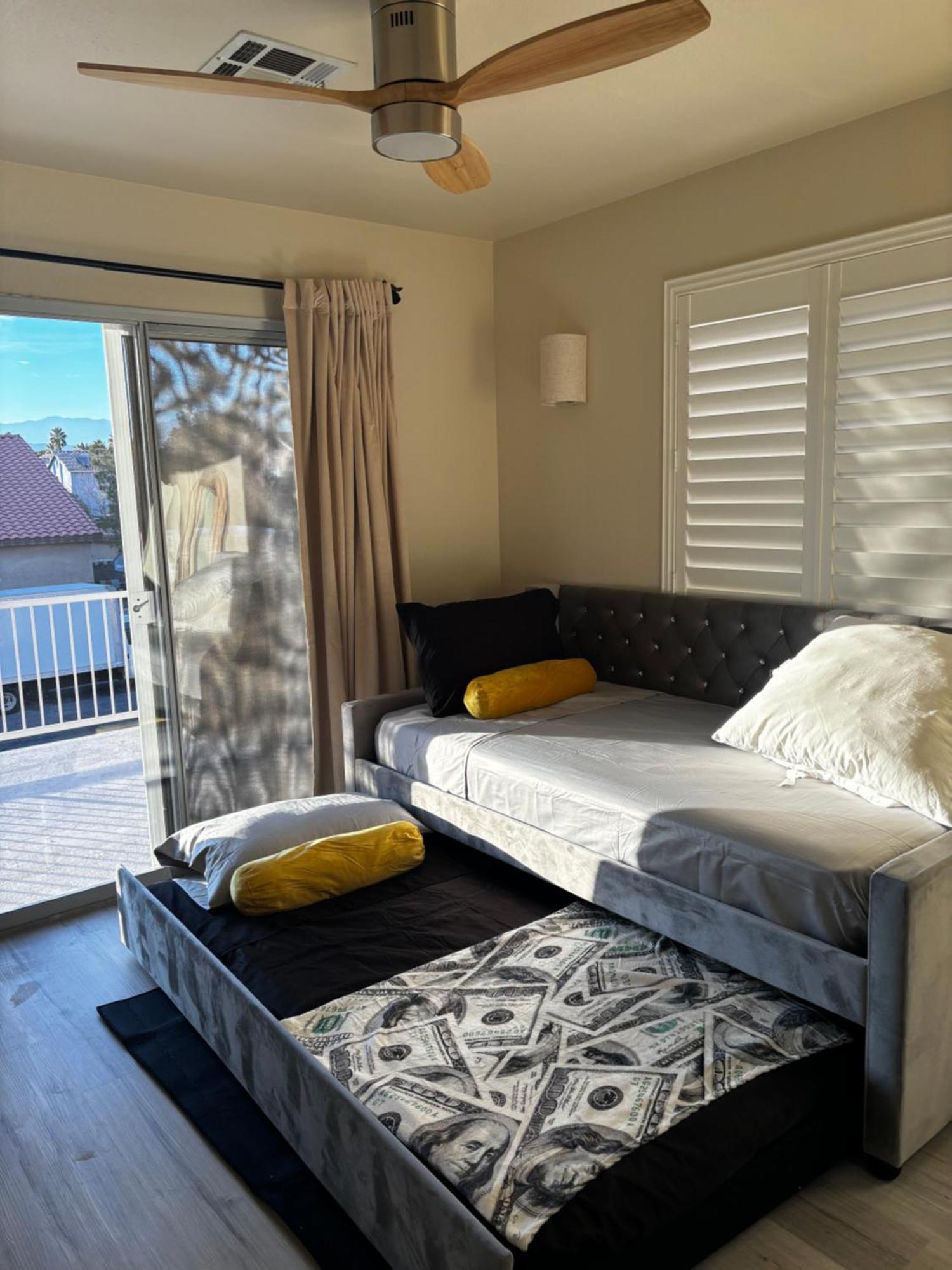 Fragrant Finnish Sauna & Cozy Pool With French 3Br ลาสเวกัส ภายนอก รูปภาพ